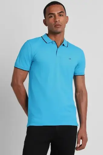 Man's t-shirt